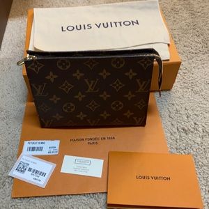 Louis Vuitton toiletry pouch 19